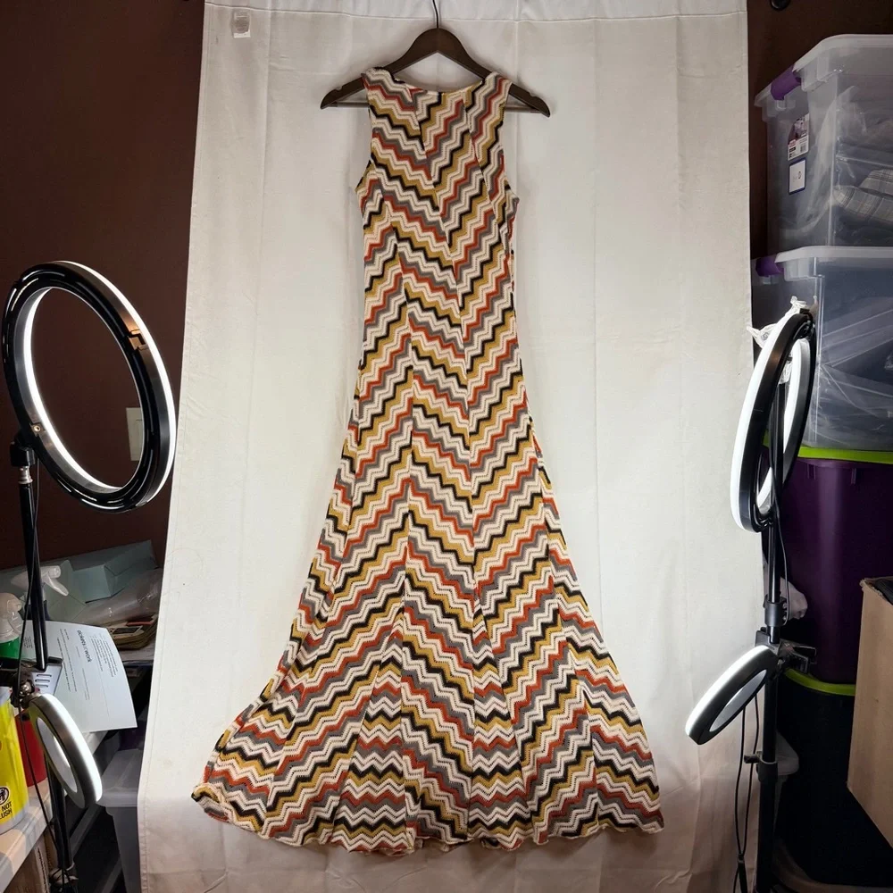 MYSTREE Women’s Size M Dress Maxi Length Crochet Bodycon Tank Style Lined